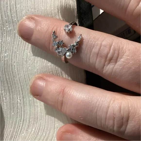 -Luxurious Open design  celestial themed Cz Diamond & Pearl moon Ring - Picture 15 of 15